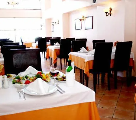 Helen Hotel 3*