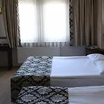 Helen Hotel 3*