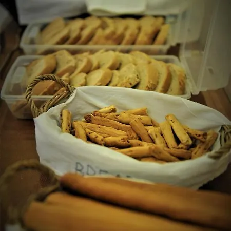 Ξενοδοχείο Helen Κανακάλε