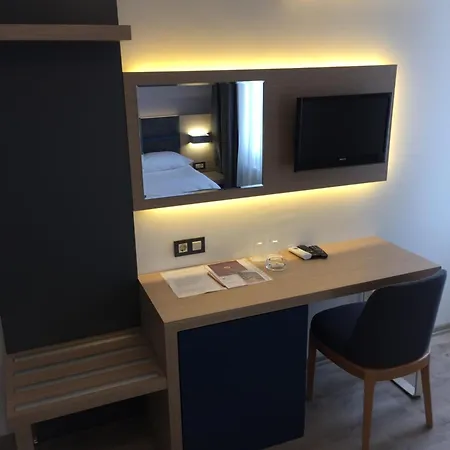 Hotell Helen 3*