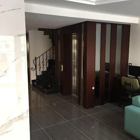 Helen Κανακάλε