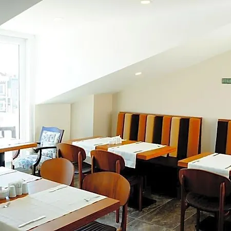 Helen Hotel 3*