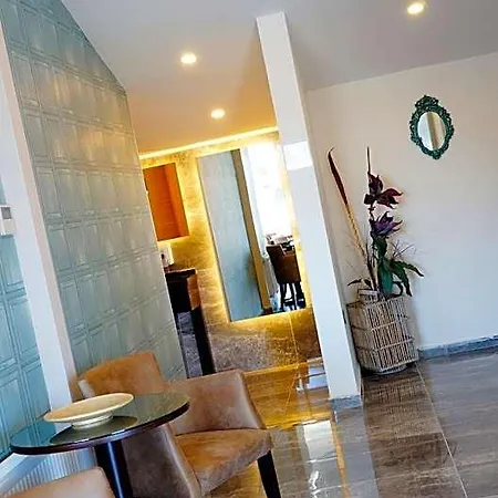 Hotel Helen 3*