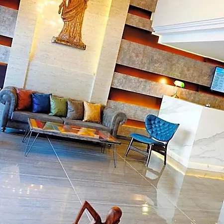 Helen Hotel 3*