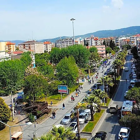 Helen Canakkale